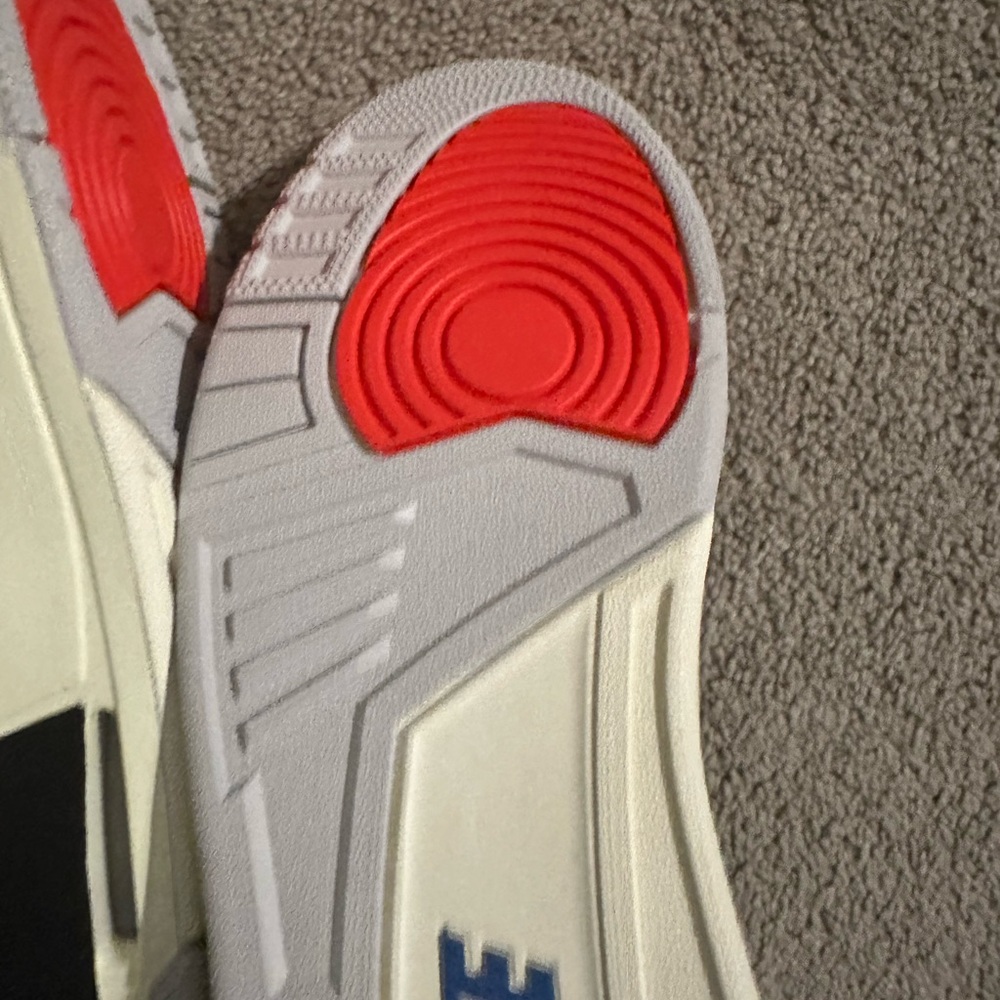 Size 9.5 - Air Jordan 3 Retro OG Rare Air IB8967-004 New - Picture 6 of 10